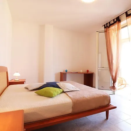 Casa Calipso A Vista Mare Apartment